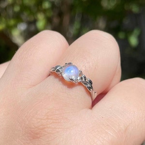 Natural Rainbow Moonstone Ring, Handmade Ring, 925 Silver Ring, Boho Ring, June Birthstone, Dainty Ring, Women Ring, Moonstone Jewelry