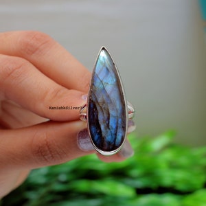 Natural Labradorite, Dainty Ring, Women Ring, Sterling Silver Ring, Labradorite Ring, Statement Ring, Blue Fire Ring, Labradorite Jewelry