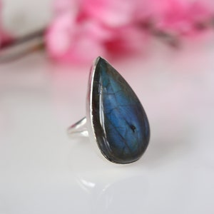 Labradorite Ring, Handmade Ring, Statement Ring, 925 Silver Ring, Bohemian Ring, Natural Labradorite, Women Ring,  February Birthstone