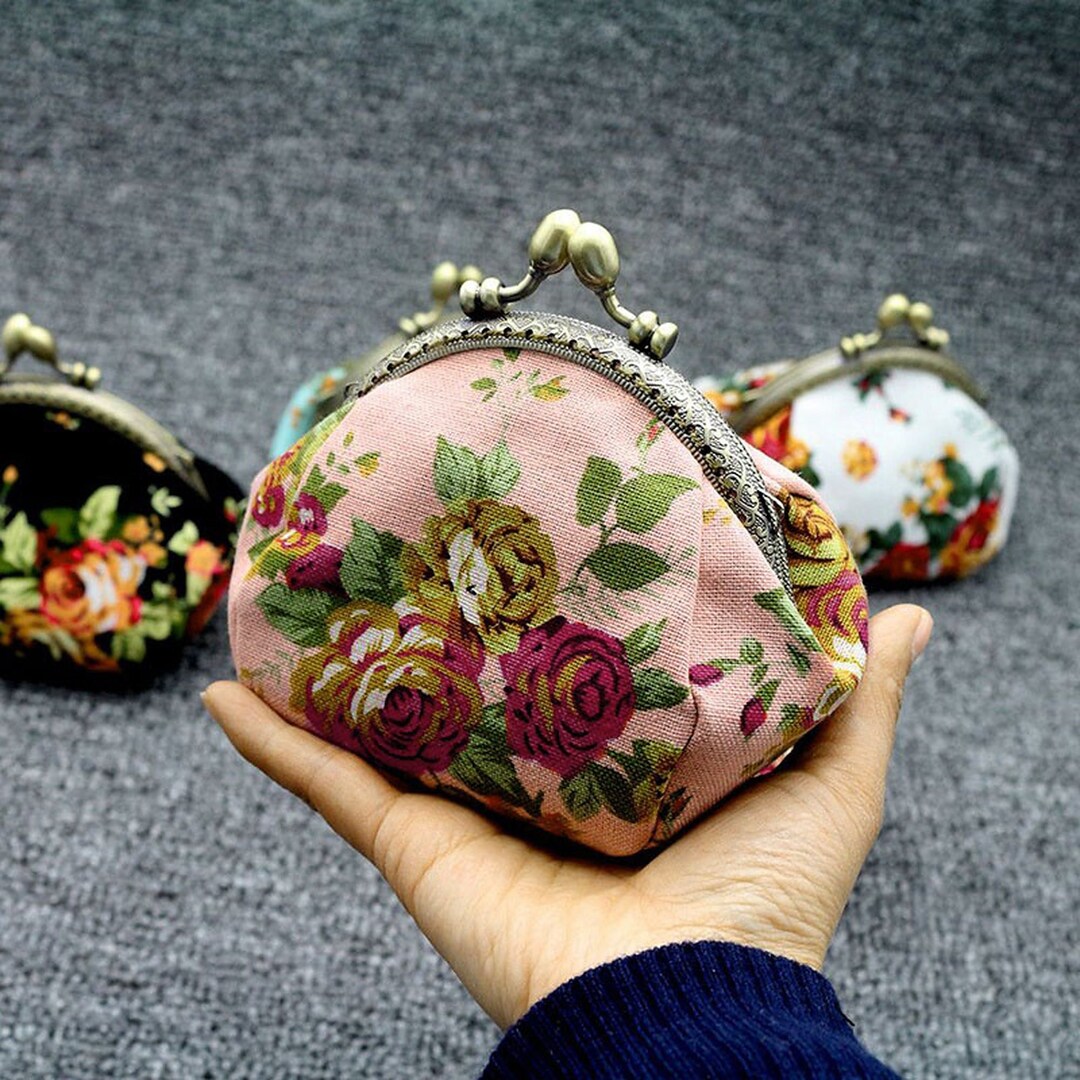 Vintage Carpet Coin Purse Floral Kiss Lock Handsewn - Etsy