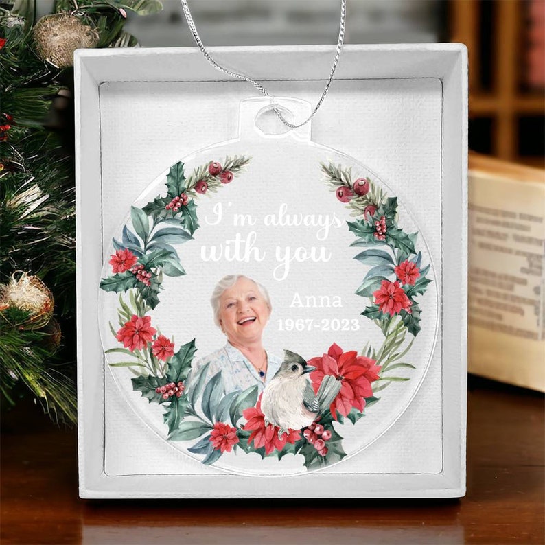 Personlig akrylprydnad, julklappsprydnad, anpassad fotoprydnad, namn- och datumprydnad, unik julprydnad, minnesprydnad bild 9