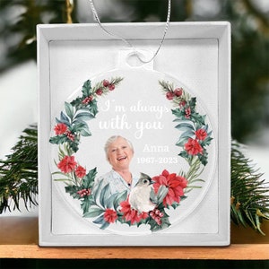 Personlig akrylprydnad, julklappsprydnad, anpassad fotoprydnad, namn- och datumprydnad, unik julprydnad, minnesprydnad bild 2