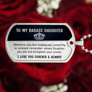 Alla mia figlia tosta / La tua corona / Collana con targhetta grafica per cani