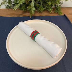Christmas Themed Geometric Napkin Ring