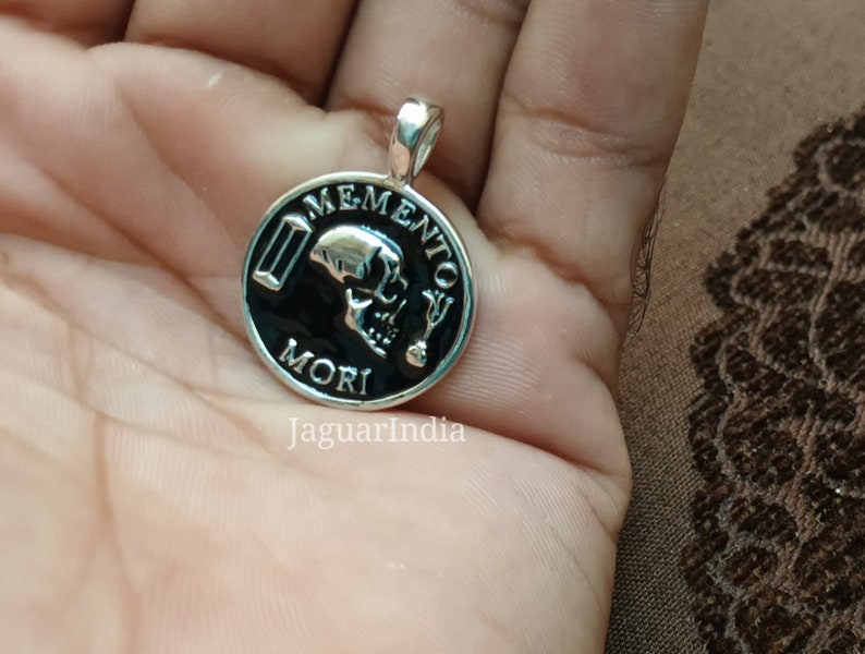 Memento mori pendant, Memento mori, Personalized necklace,Personalized jewelery,Memento mori necklace,Memento mori shops gift necklace ,Halloween