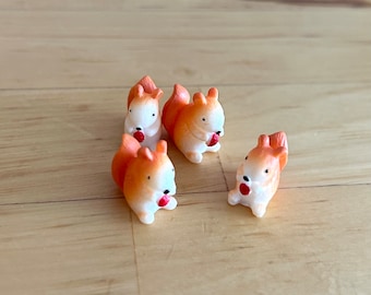 squirrel - miniature Montessori language object - sensory bin - trinket craft diy dollhouse resin toy tiny mini terrarium diorama