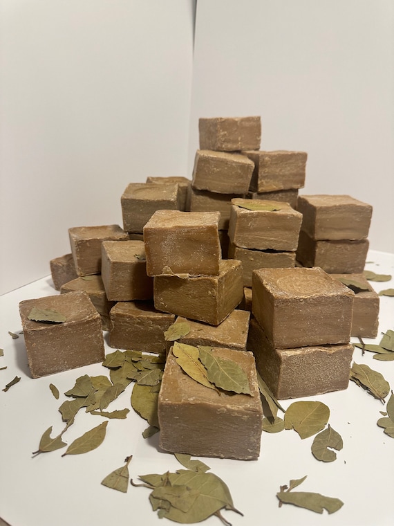 Handmade Aleppo Laurel Soap: Organic Olive Oil Soap for Sensitive Skin (200 g Each)