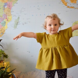 Wide muslin tunicBaby girl top-Handmade tunic-Moss color double gauze topShort sleeve girl blouseSpinning raglan style tunic-Toddler top image 3