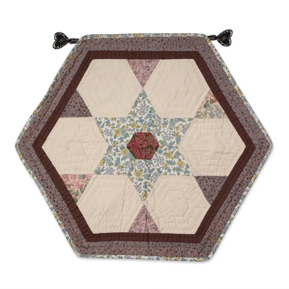 Hand made Hand quilted Throw Quilt, Table Topper 20"x20" hexagon star quilt by Home Heart brands (Made in India)