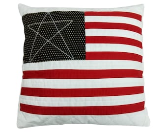 Handgemaakte handgemaakte gewatteerde patchwork kussensloop, kussenhoes, calico Country Star Flag kussensloop van HOME HEART Brands (gemaakt in India)