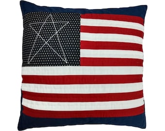 Handgemaakte handgemaakte gewatteerde patchwork kussensloop, kussenhoes, katoenen stof Amerikaanse vlag kussensloop van HOME HEART Brands (gemaakt in India)