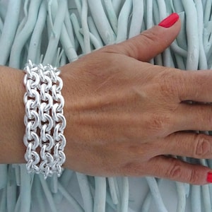 Armband i 925 silver med trippel oval kedja för kvinnor. 22 mm brett, 45 gram.