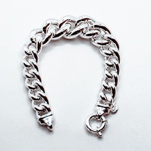 925 silver bracelet with large scalar nub (20 mm-12 mm). 47 grams.