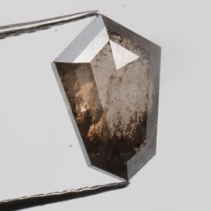 1.01 CT 8.3 X 5.4 MM Natural Loose Diamond, Shield cut Diamond, Fancy color Diamond, Shield cut Fancy Diamond, G2133