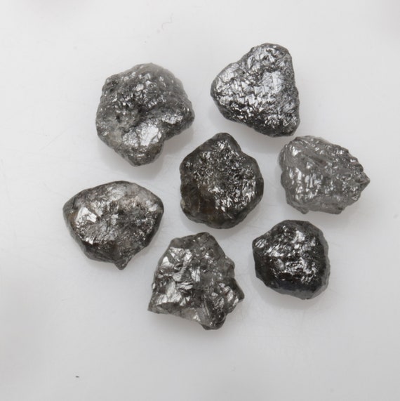 9.63 CT 5.9 MM ～ 8.4 MM 天然ルース ラフダイヤモンド 原石