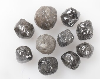 9.0 CT 4.1 MM to 6.3 MM Natural Rough Diamond, Uncut Diamond