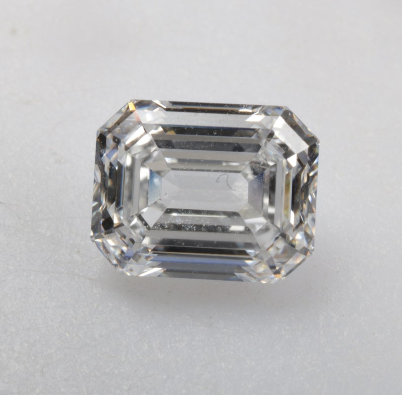 1 carat CVD / Lab Grown Emerald Cut Diamond, White color CVD Emerald cut Diamond for Emerald cut Ring, Lab Grown Diamond Ring