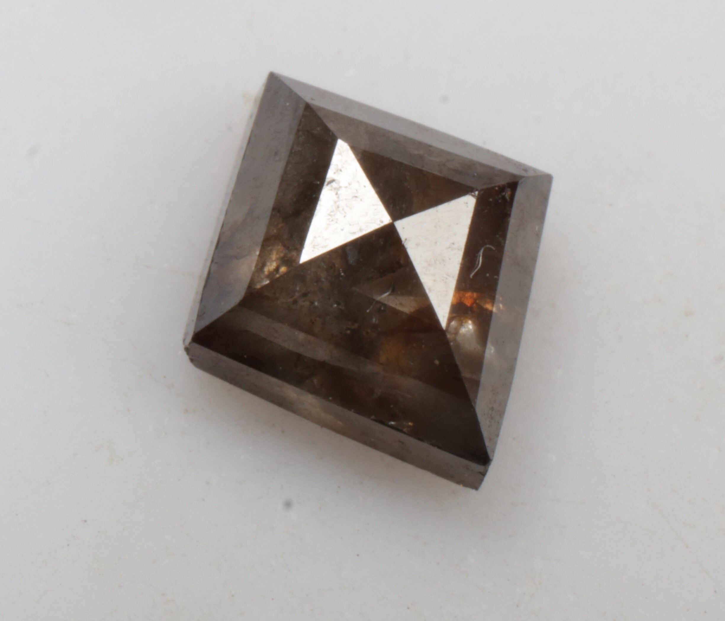 0.74 CT 7.1 X 6.2 MM | 天然ルースカイトシェイプダイヤモンド