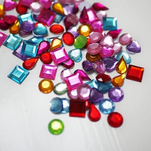 Kaufe 4860 Stück Bling Bling Kristall-Strasssteine-Aufkleber,  selbstklebende Glitzer-Strasssteine, Kristall-Edelstein-Aufkleber für  DIY-Auto- und Geschenkdekoration