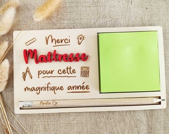 Support à Post-it en bois et crayon gravé, cadeau fin d'année personnalisé, maîtresse, ATSEM, Maître, Nounou "magnifique" (prénom/classe).