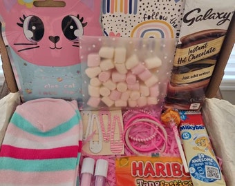 Letterbox gift for young girls, happy birthday, get well soon, pamper, thinking of you, thank you, treats, sweets, hot chocolate, socks