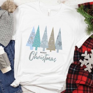 Women Christmas Shirt, Cute Christmas Shirt, Women Holiday Shirt, Christmas Tree Shirt,  Merry Christmas, Christmas Shirt, Christmas Gifts