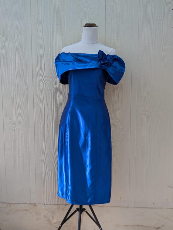 sapphire blue satin dress Carah Satin And Chiffon Maxi Dress / Cobalt | MESHKI