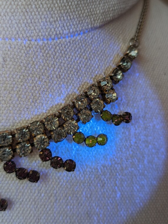 Collier Fantaisie Vintage Rétro - Bijou D'occasion, Bon état Général, Quelques Traces D'usure