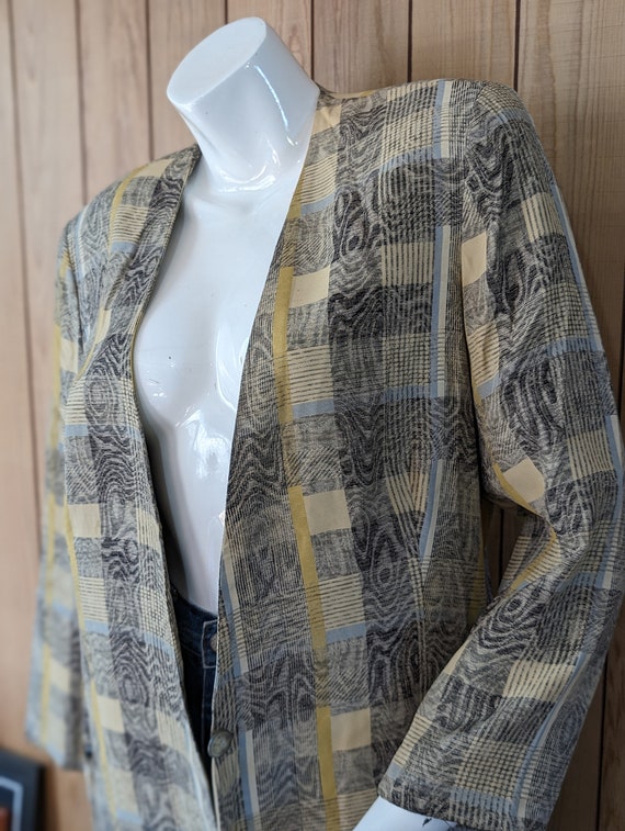 Vintage 1980s 1990s Pale Beige Check Collarless B… - image 2