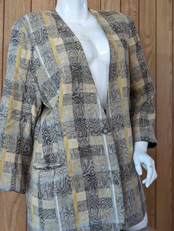 Vintage 1980s 1990s Pale Beige Check Collarless B… - image 5