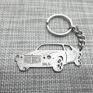 Llavero de coche para regalo de Navidad con nombre personalizado, regalo para él, llavero personalizado para fan, Chevy Camaro 1971