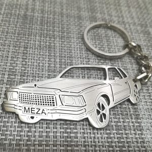 父の日ギフトにカスタマイズされた名前入りの車用キーホルダー、彼へのプレゼント、パーソナライズされたファンキーリング、1978年式シボレー モンテカルロ