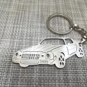 Llavero de coche para regalo de Navidad con nombre personalizado, regalo para él, llavero personalizado para fan, Chevrolet Camaro RS 1979
