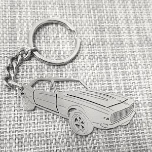 Llavero de coche para regalo de Navidad con nombre personalizado, regalo para él, llavero personalizado para fan, Chevrolet Camaro RS 1967