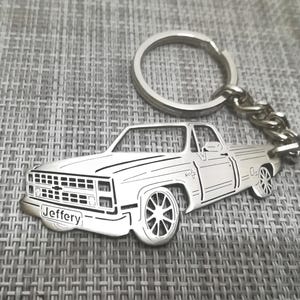 Cadeau personnalisé fête des pères porte-clés de voiture avec nom personnalisé, cadeau pour lui, porte-clés de ventilateur personnalisé, 1986 Chevy C10
