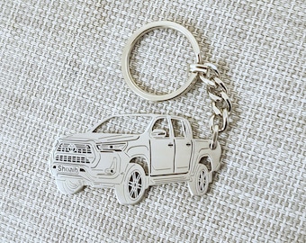 birthday gift for boyfriends car keychain  with Personalized Name, Gift for Him, Custom keychain , Toyota Hilux 4x4 2024