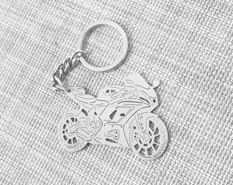 birthday gift for boyfriends car keychain  with Personalized Name, Gift for Him, Custom keychain , Yamaha R7 2023