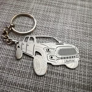 birthday gift Custom  Car Keychain with Personalized Name, Gift for Him, Personalized Fan Key Ring , toyota tacoma off road