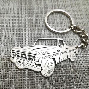 Custom gift Car Keychain with Personalized Name, Gift for Him, Personalized Fan Key Ring ,1972 Ford F-250 camper special Ranger XLT