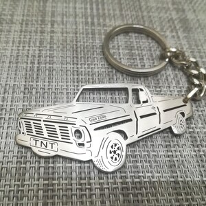 gift for him, Custom gift Car Keychain with Personalized Name, Gift for Him, Personalized Fan Key Ring ,Ford F100 Long Bed 1967 1972