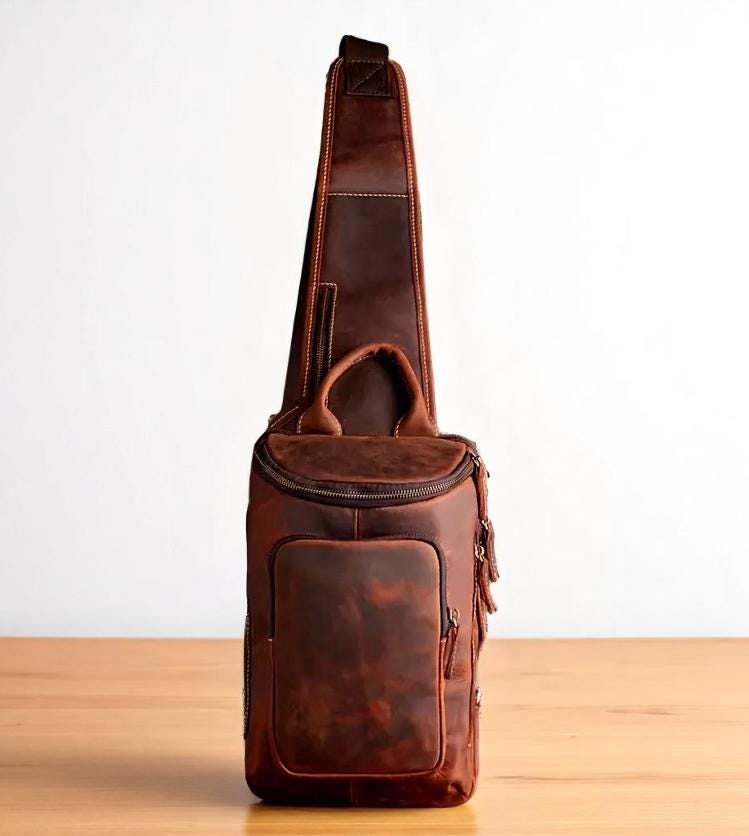 ブラウンレザー スリングバッグ レザースリングバッグ PDF パターン | レザーパターン | 初心者向け