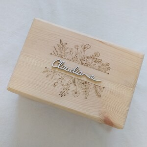 Caja de recuerdos personalizada. Regalo de nacimiento bebé.