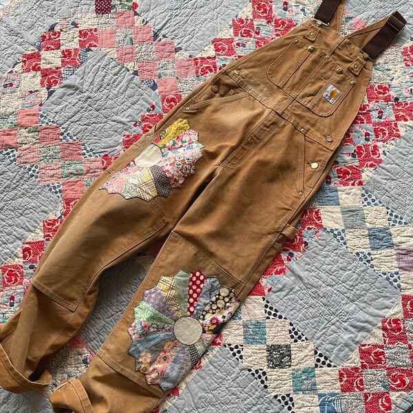 Mono Carhartt reciclado y renovado con parches de patchwork acolchados para hombre, talla 30 x 30