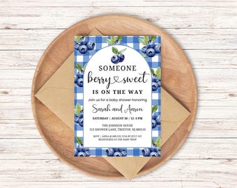 Szablon zaproszenia na baby shower z jagodami i słodkim motywem, edytowalne zaproszenie z jagodami, drukowane niebieskie zaproszenia na baby shower dla chłopców, DIY shower, BD216