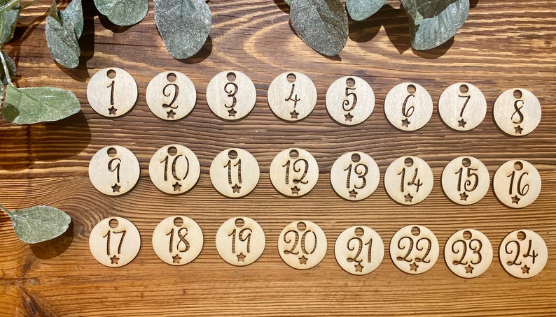 DIY Adventskalender mit LED zum selbst befüllen, Personalisiert, ohne Säckchen, Bild 7