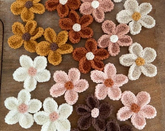 Crochet flower appliques, 15 pcs flower embellishments for your clothes, accessories and paper crafts, Crochet flowers for scrapbooks