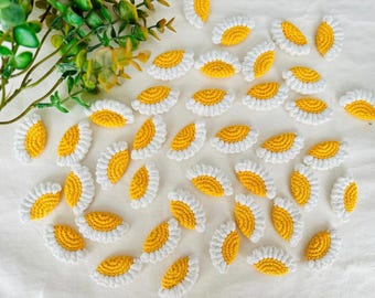 Handgemaakte gehaakte madeliefjes - set van 10 voor knutselen en decoreren