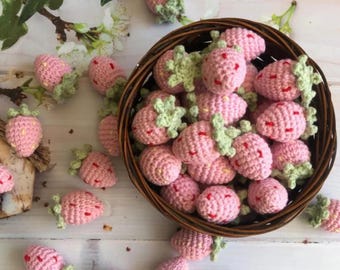 Gehaakte aardbeienset, roze en rode bessen, amigurumifruit, speelvoer, decor nepfruit
