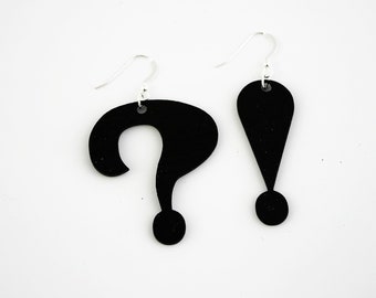 Boucles d'oreille asymétriques en bois noir, point d'interrogation et d'exclamation