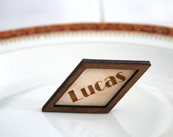 Wooden design place brand - personalized first names